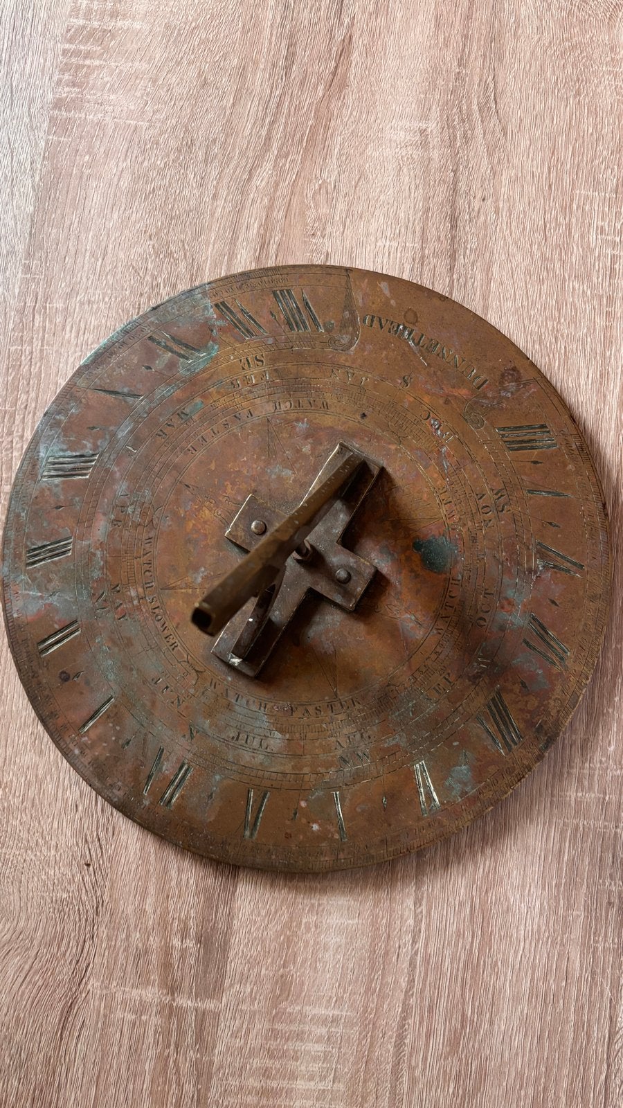 Antieke bronzen zonnewijzer - Uniek verzamelobject, Ophalen