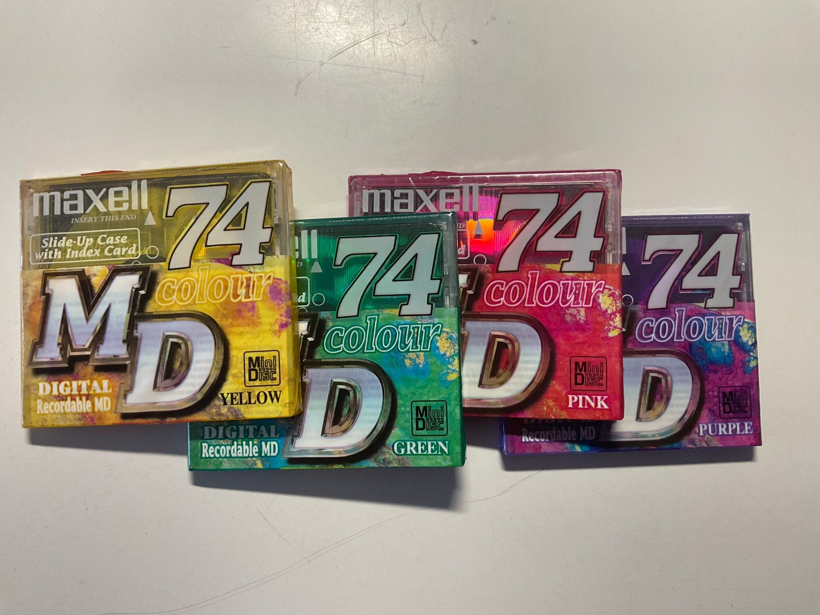 Minidisc’s. MAXELL COLOR. 4X nieuw in verpakking 74 minuten, Ophalen of Verzenden