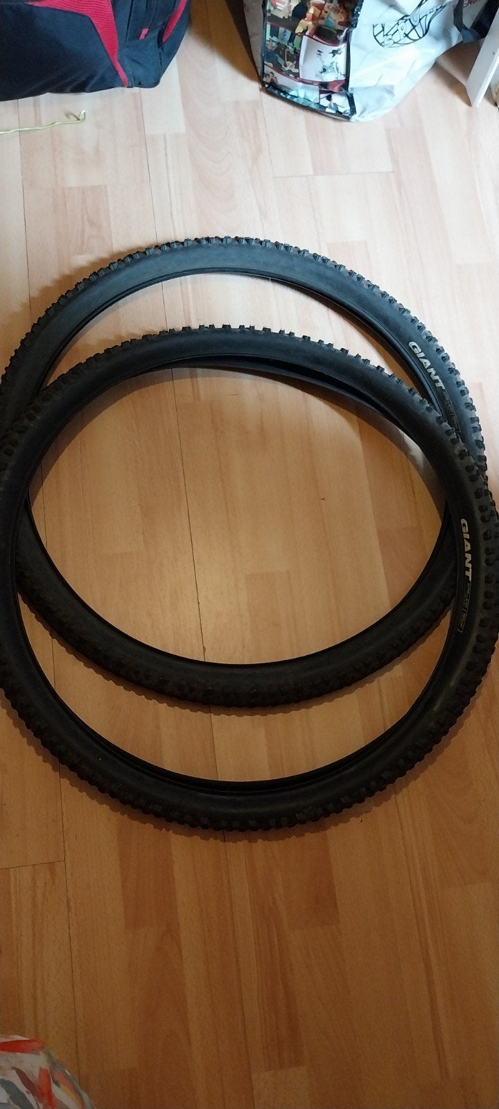 Fietsbanden: 2x Giant, 3x Schwalbe grof, 2x Schwalbe fijn, Fietsen en Brommers, Giant, Schwalbe, Band, Nieuw, Ophalen of Verzenden