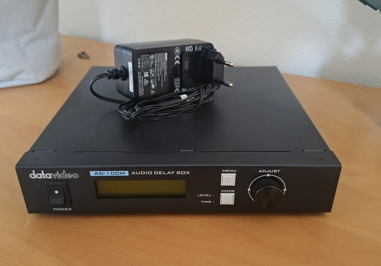 Datavideo AD-100M Audio Delay Box, Audio, Tv en Foto, Converters, Ophalen of Verzenden, Zo goed als nieuw