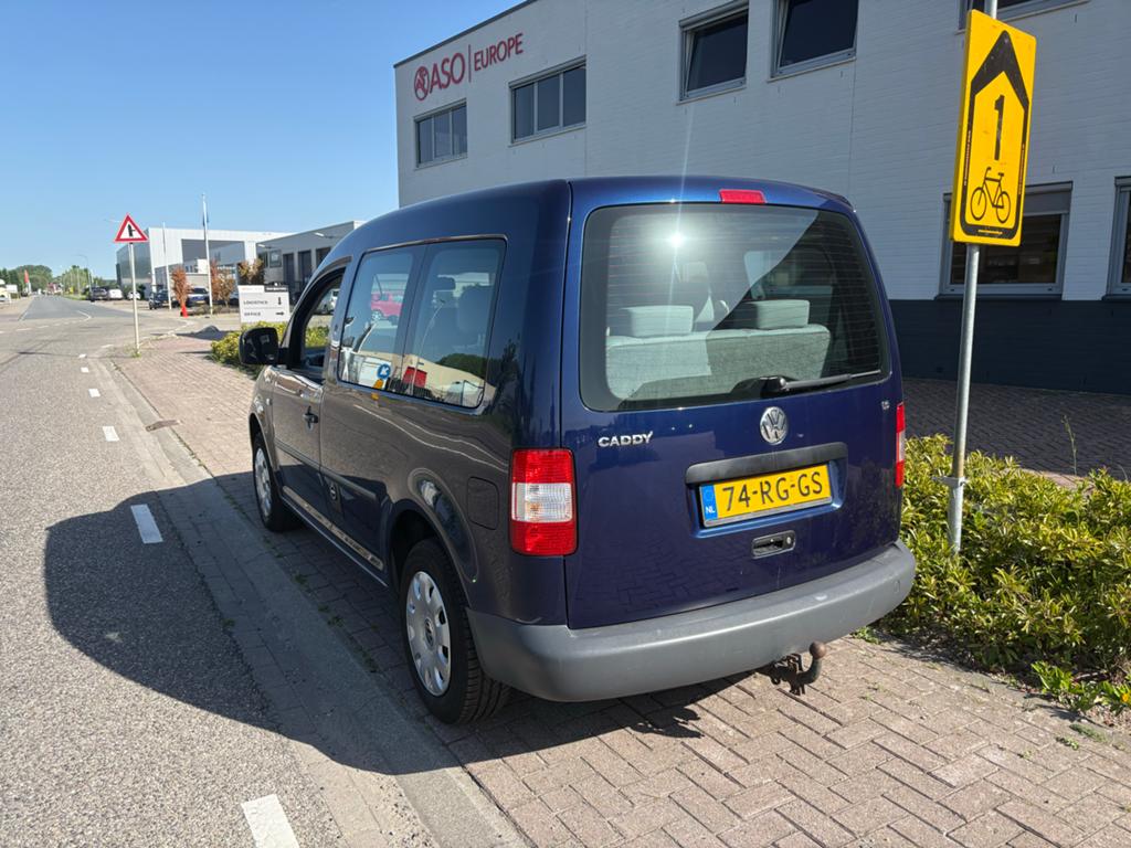 Volkswagen Caddy 1.6 75KW Combi 2005 Blauw 7 persoons, Auto's, Voorwielaandrijving, Stof, 4 cilinders, 7 stoelen