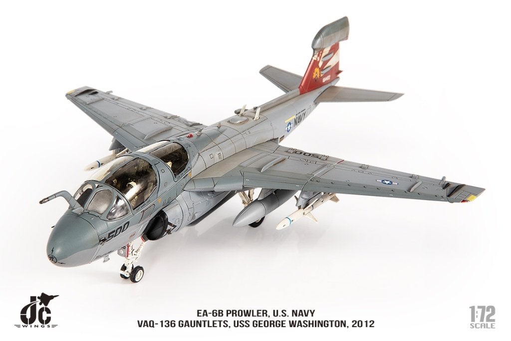 Grumman EA-6B Prowler VAQ-136 Gauntlets U.S. Navy JC Wings, Glow2B Germany GmbH Erlenbacher Str. 3 shop@glow2b.de, Schaalmodel