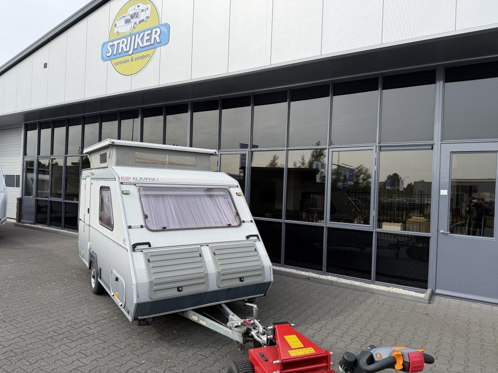 Kip Kompakt 37 KK Langslaper + Zit 542KG leeg hefdak caravan, Lengtebed, Kip, Bedrijf, Treinzit