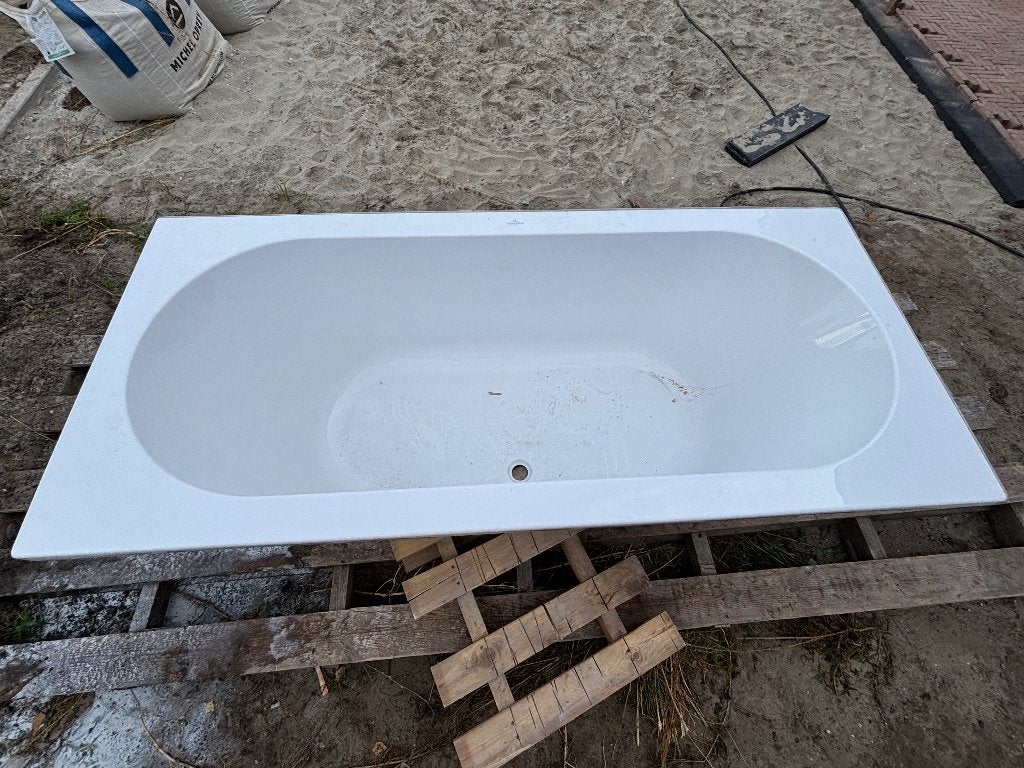 Villeroy en Boch bad - gratis op te halen, Ophalen, Nieuw, Bad