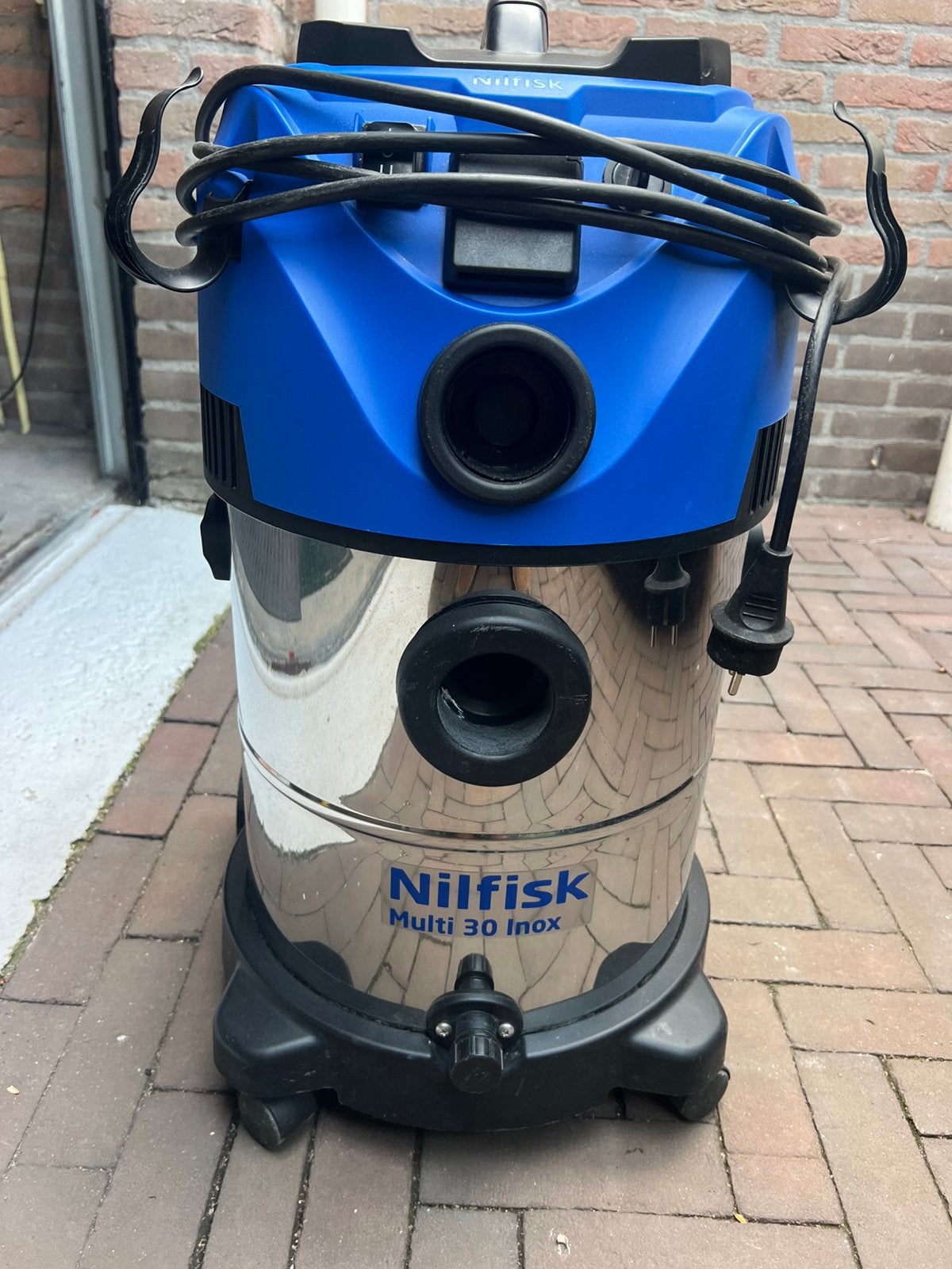 Nilfisk stofzuiger, ook voor water Multi 30, Ophalen, Zo goed als nieuw