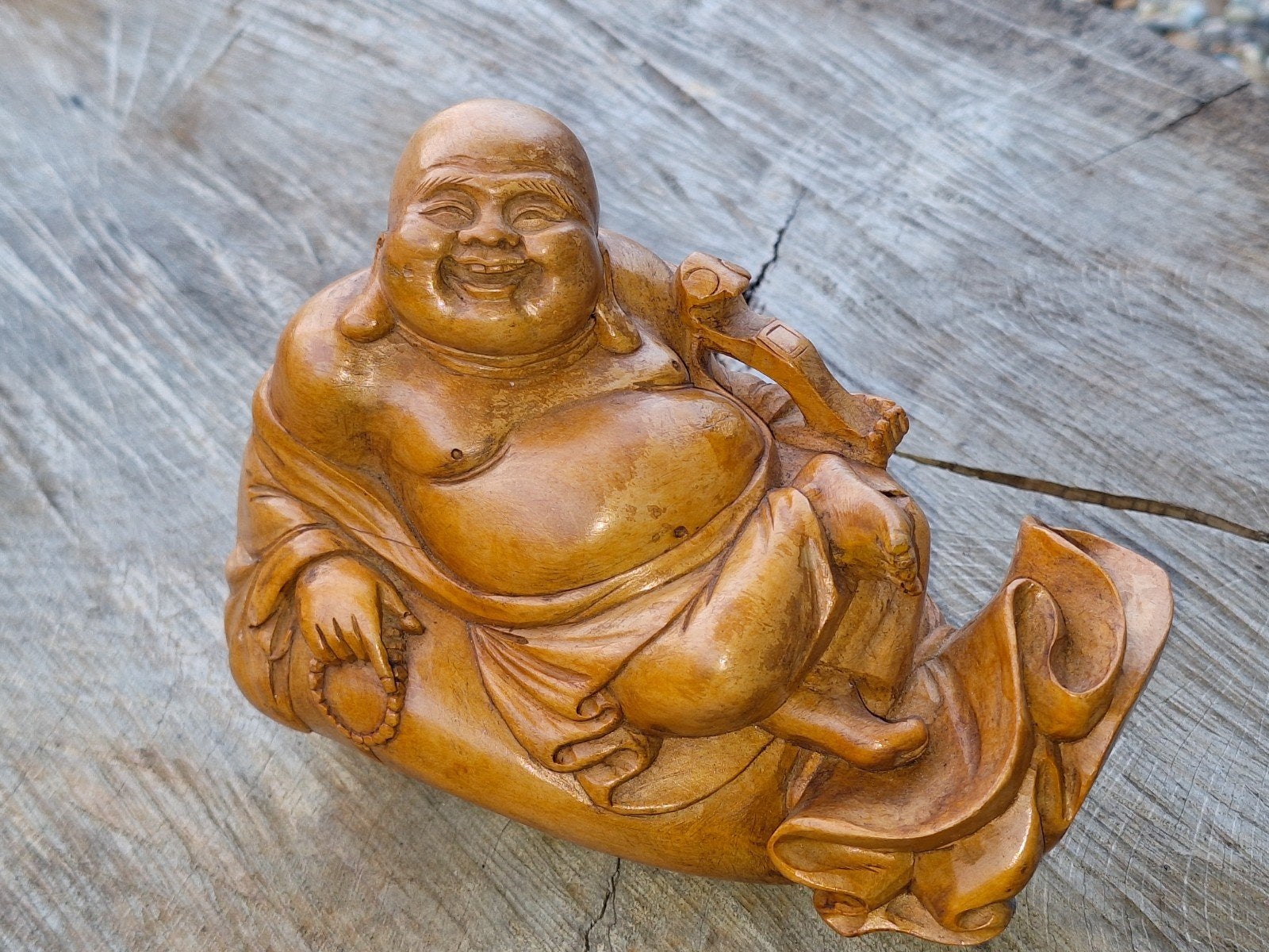Lachende Boeddha beeldje van hout, Huis en Inrichting, Woonaccessoires | Boeddhabeelden, Gebruikt, Ophalen of Verzenden, Hout