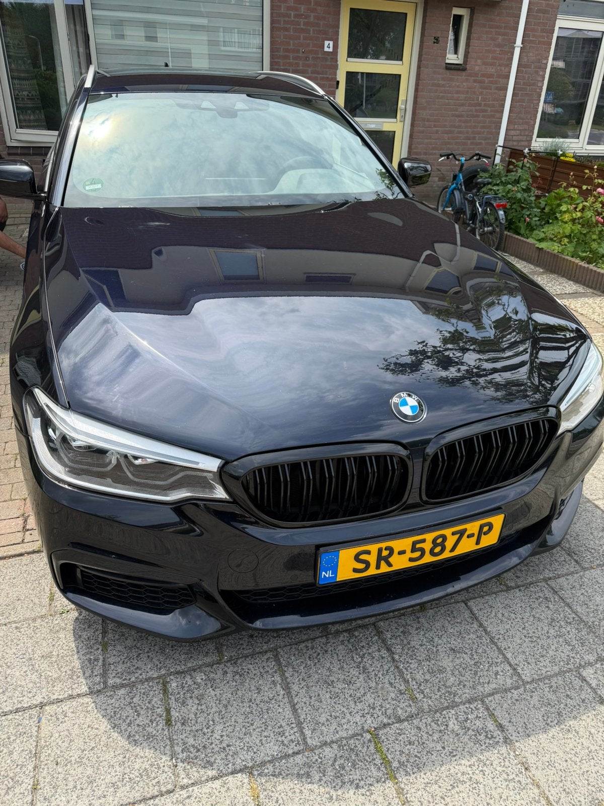 BMW 5-Serie 520i 184pk Aut. 2018 Zwart ,M-Sport pakket, Auto's, BMW, 1998 cc, Achterwielaandrijving, 4 cilinders, 2000 kg