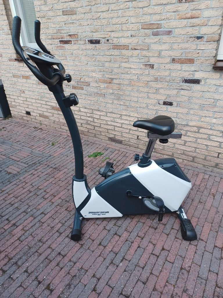 Hometrainer +evt gratis bezorging binnen15km vanaf Volendam, Ophalen, Zo goed als nieuw, Hometrainer