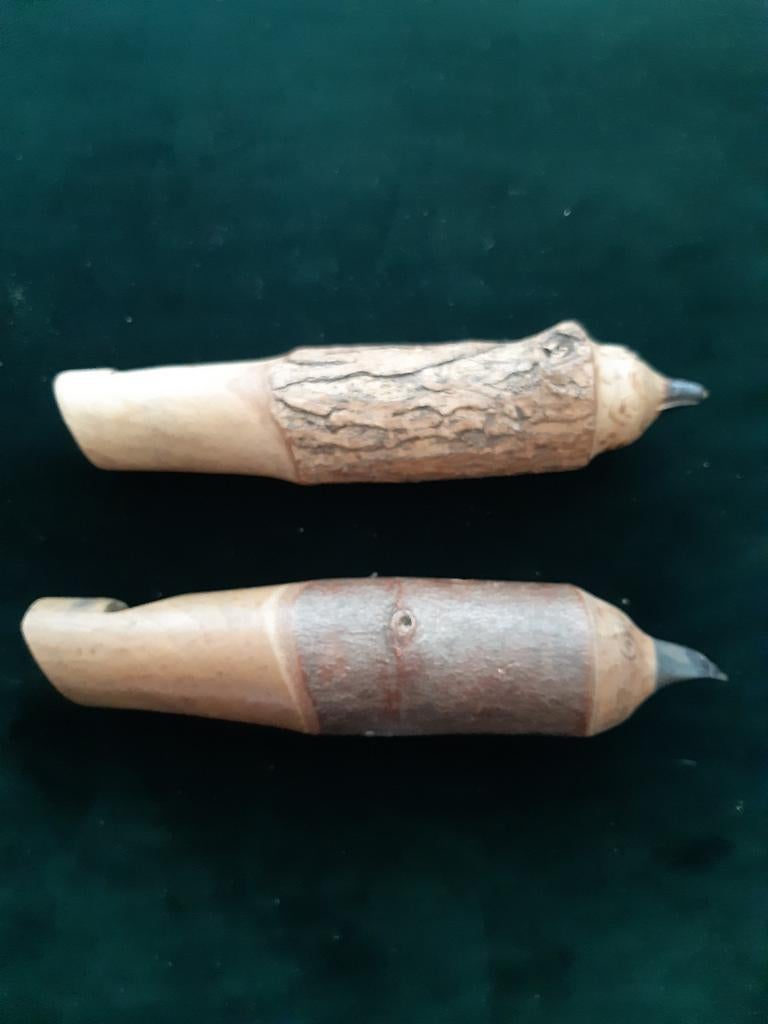 2 koekoek fluitjes., Ophalen of Verzenden