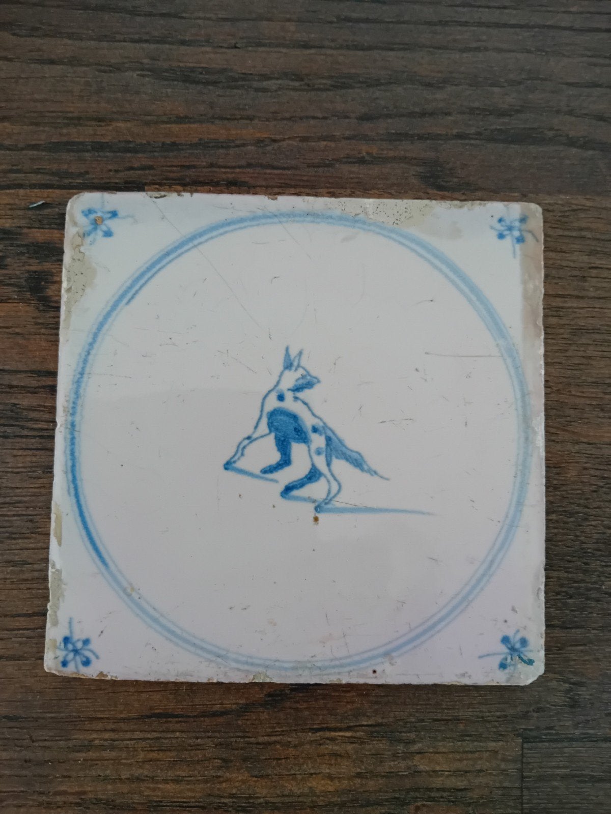 Oude Hollandse tegel met hond, 13x13cm, Antiek en Kunst, Ophalen of Verzenden
