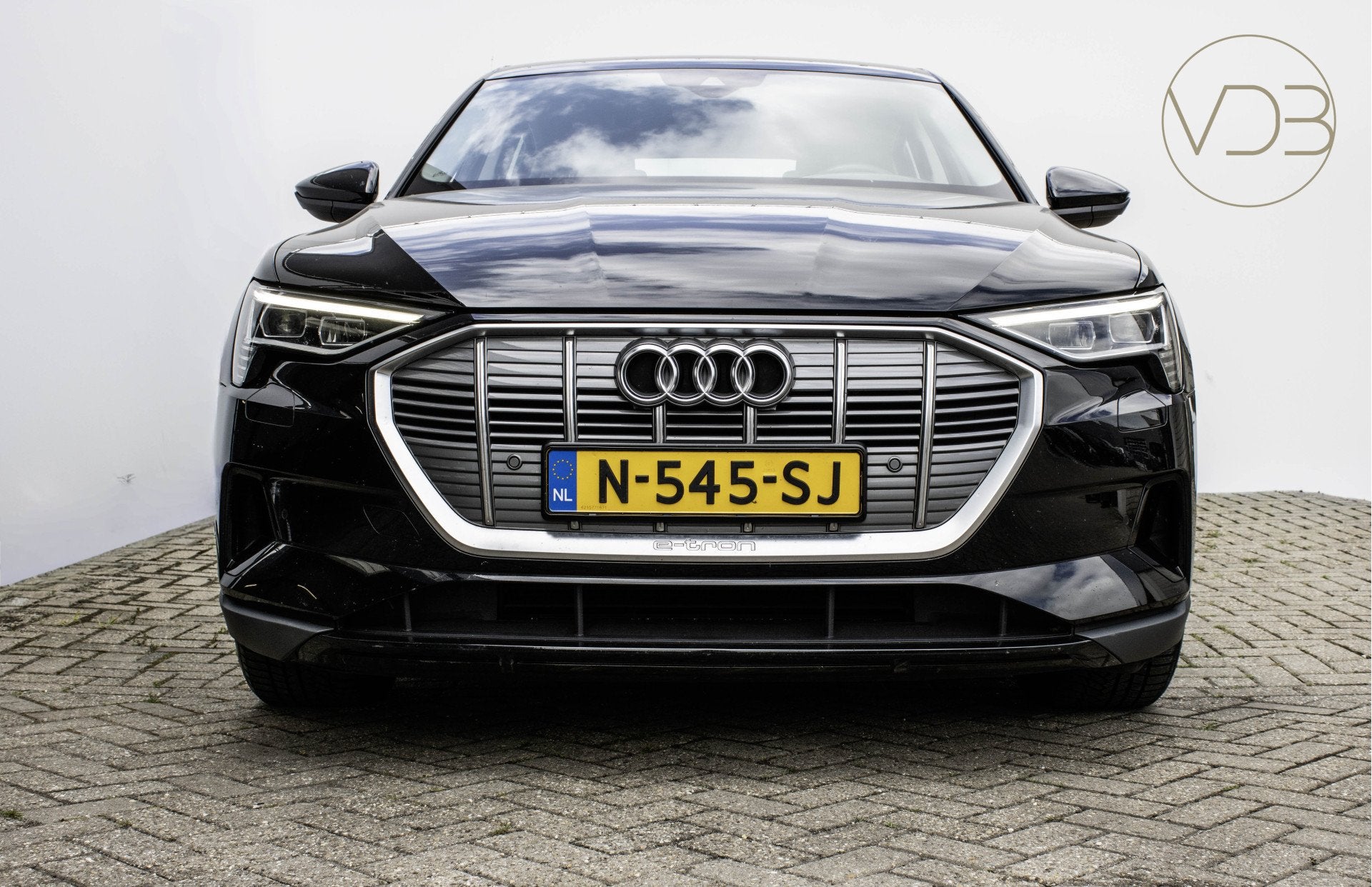 Audi e-tron Sportback 55 SOH 93% 20inch Origineel NL 1e Eige, Automaat, 131 €/maand, Stof, Zwart