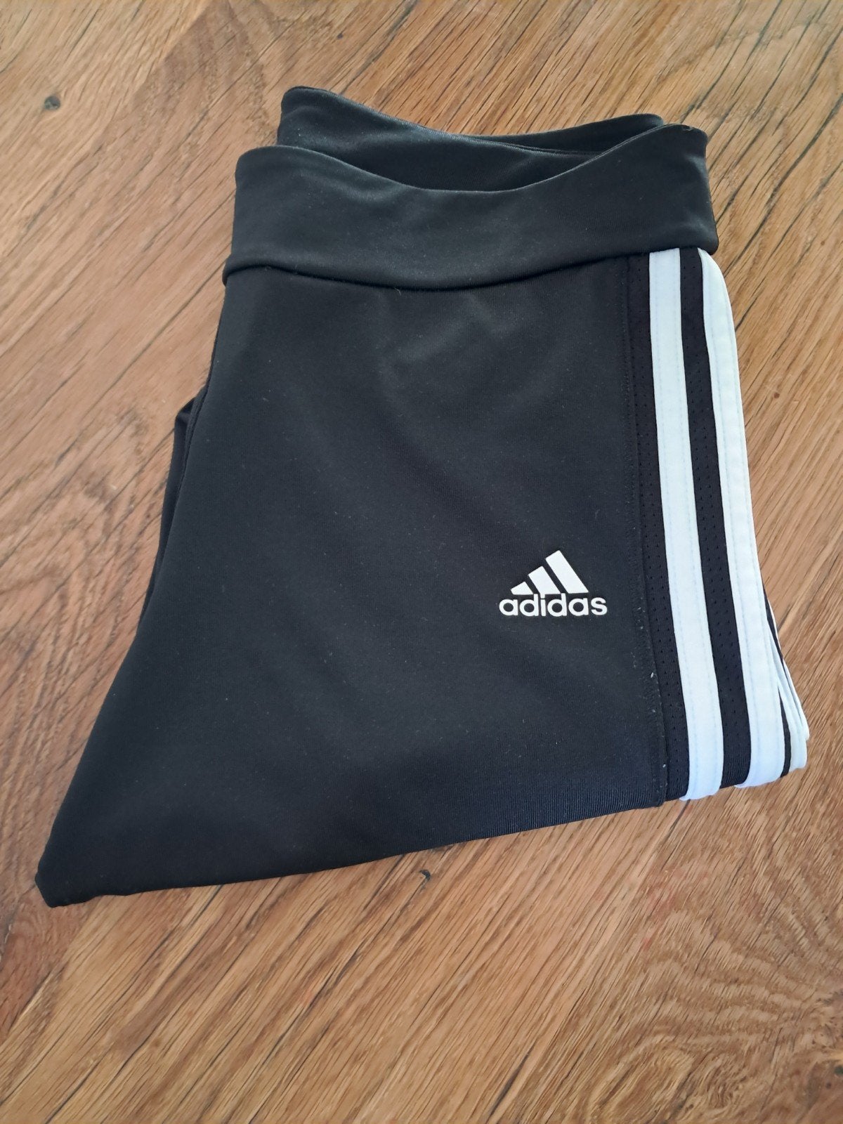 Adidas korte sportbroek maat 170 (16 jaar), Verzenden
