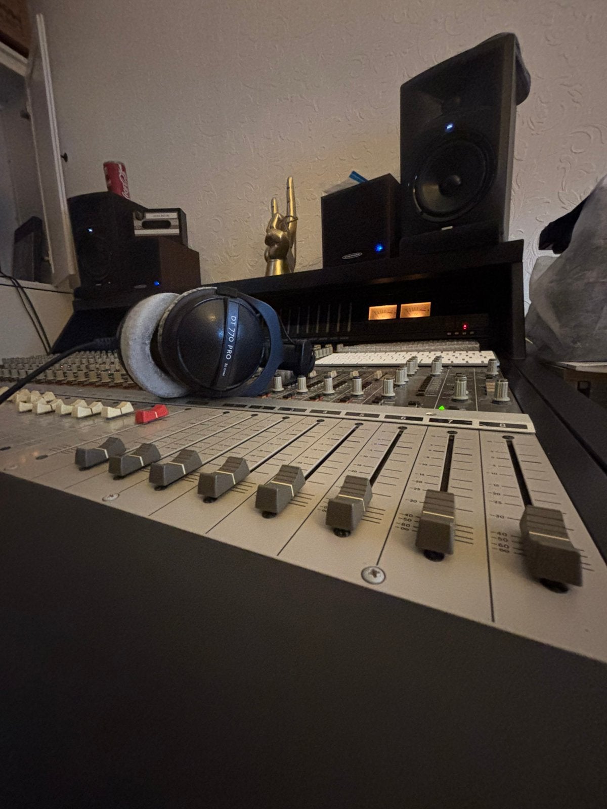 Tascam M3500 32 kanaals studio tafel, Muziek en Instrumenten, Ophalen, Zo goed als nieuw, 20 kanalen of meer