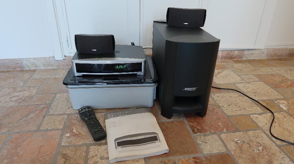 Bose 321 GS II, Overige merken, Gebruikt, 2.1-systeem, 70 watt of meer
