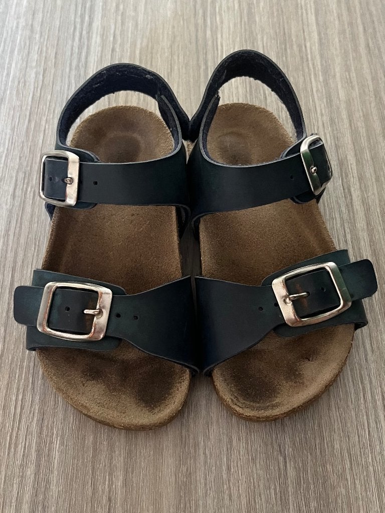 Keq sandalen - maat 26 - gratis, Kinderen en Baby's, Kinderkleding | Schoenen en Sokken, Ophalen, Gebruikt, Jongen of Meisje, Keq