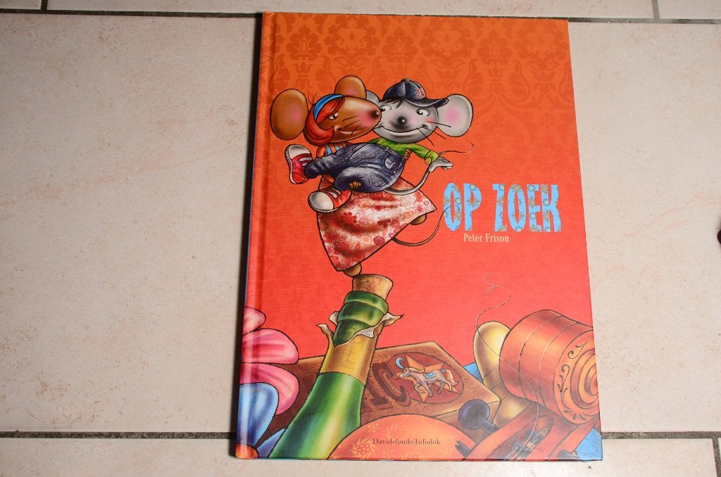 Op zoek / Peter Frison, Ophalen of Verzenden, Gelezen, Fictie algemeen, Voorleesboek
