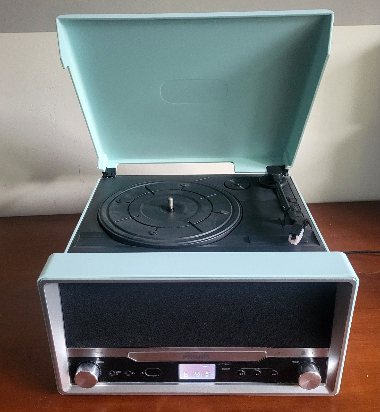 Platenspeler met Bluetooth en CD, Ophalen of Verzenden, Zo goed als nieuw, Philips