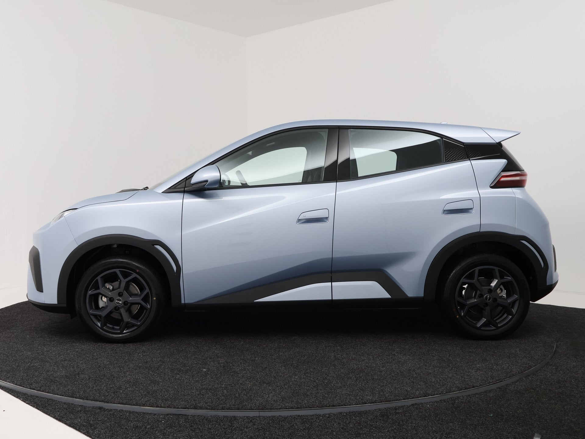 BYD DOLPHIN SURF Boost 43 kWh | Nieuw | 5 persoons!, Auto's, BYD, Adaptive Cruise Control, Zwart, Blauw, Origineel Nederlands