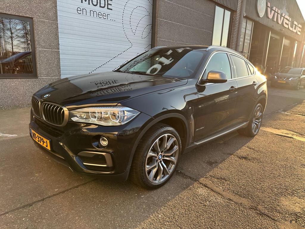 BMW X6 30d Xdrive High Executive 258PK 2016, Auto's, BMW, Euro 6, 2993 cc, USB, Zwart