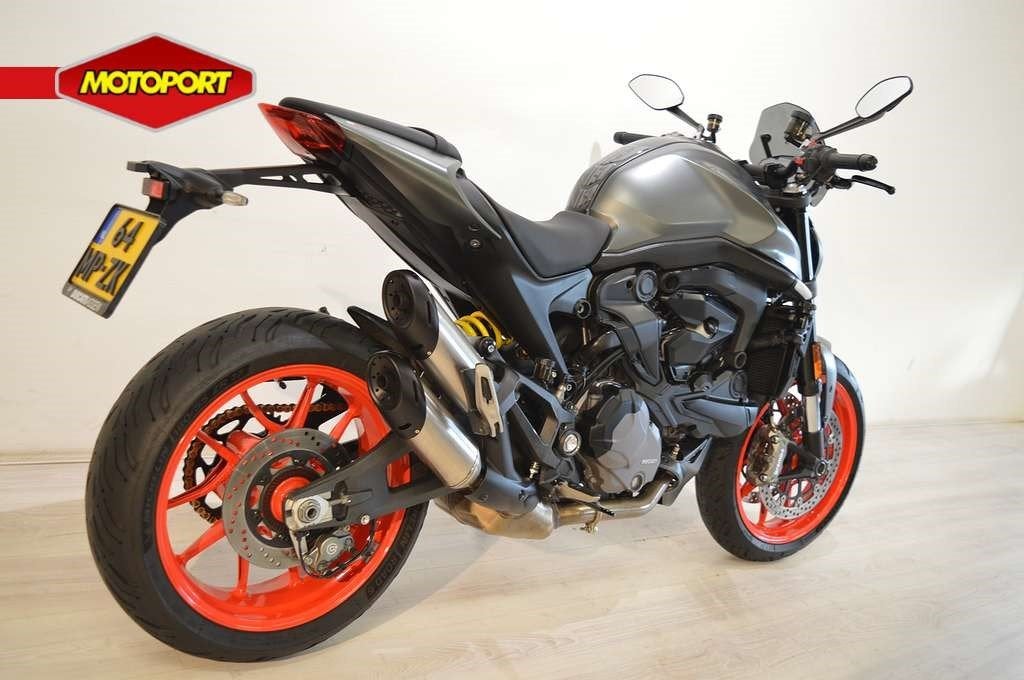 Ducati MONSTER (bj 2022), Distributeur@ducati.fr, DUCATI WEST EUROPE SAS, 390, rue d' Estienne d'Orves
92701  COLOMBES CEDEX, FR