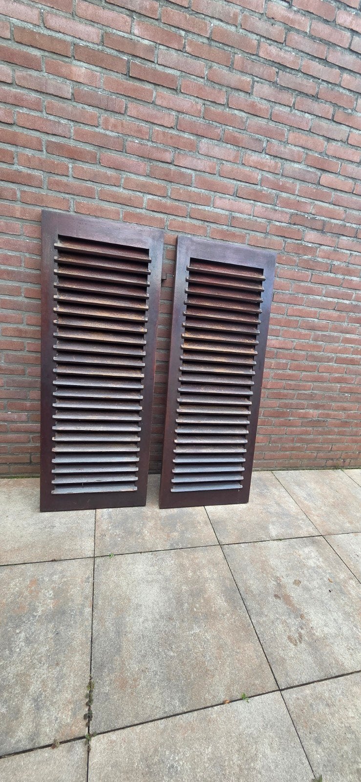 2 zware kwaliteit louvre luiken, Tuin en Terras, Ophalen, Gebruikt