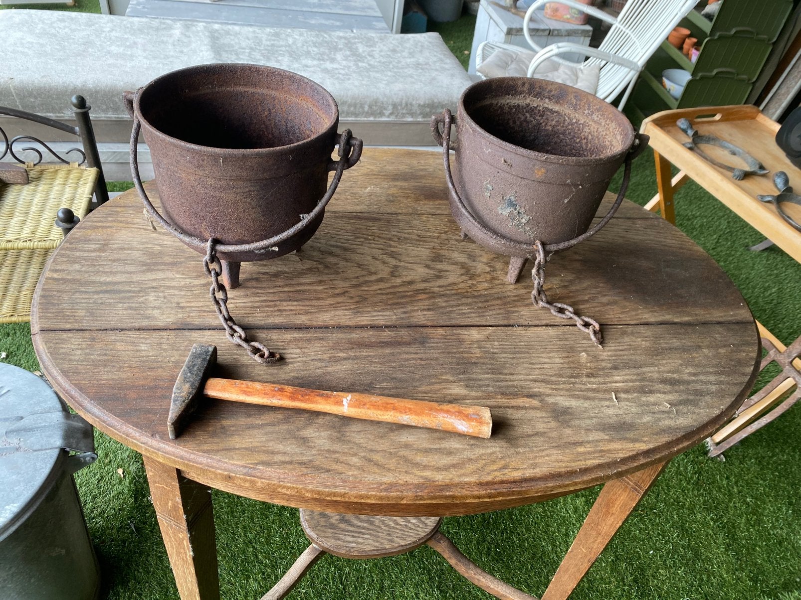 Twee mooie oude gietijzeren ketels, Tuin en Terras, Ophalen, Gebruikt, Rond, Metaal