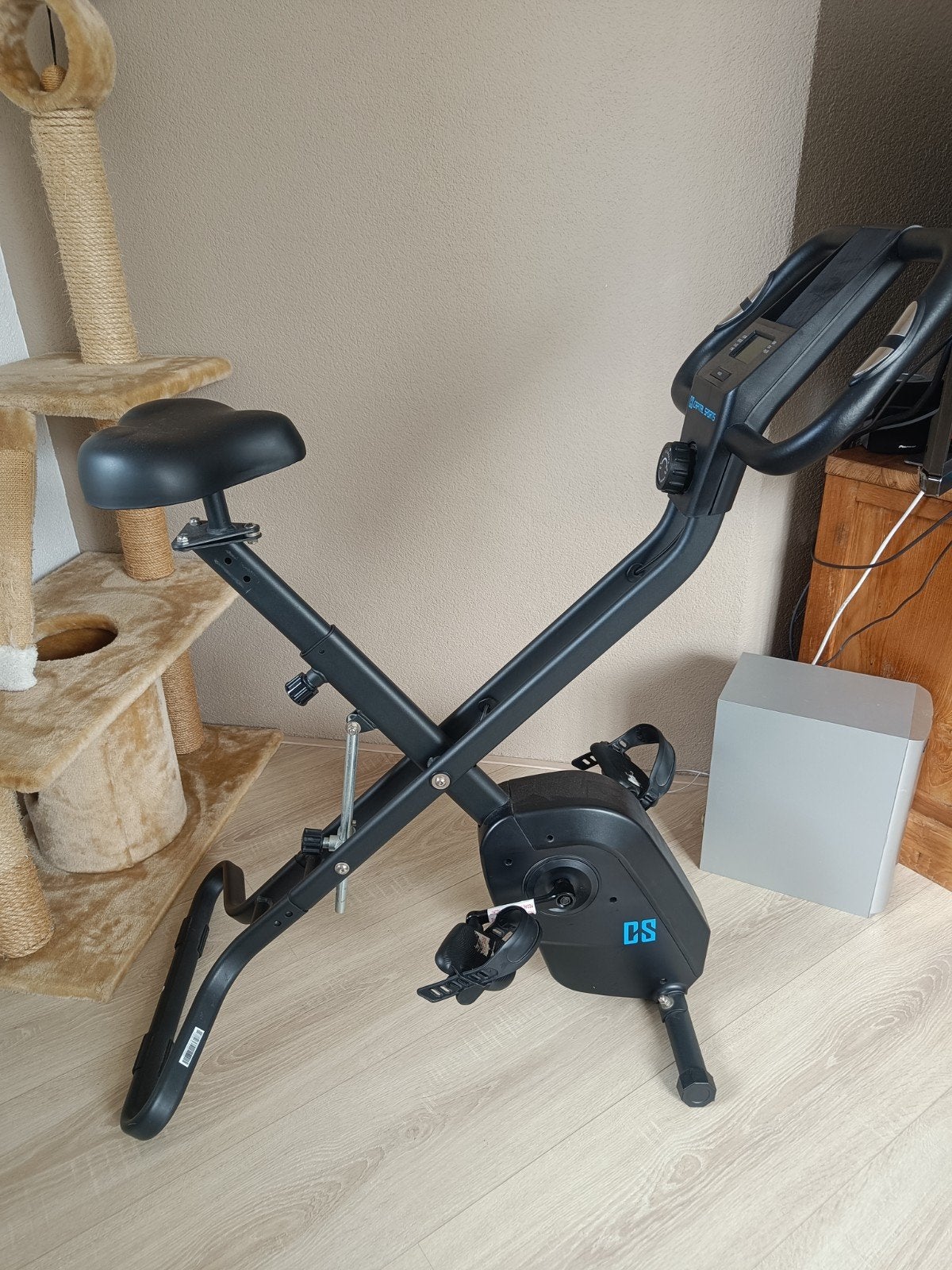 Opklapbare hometrainer - Ideaal voor revalidatie, Ophalen, Zo goed als nieuw, Metaal, Hometrainer