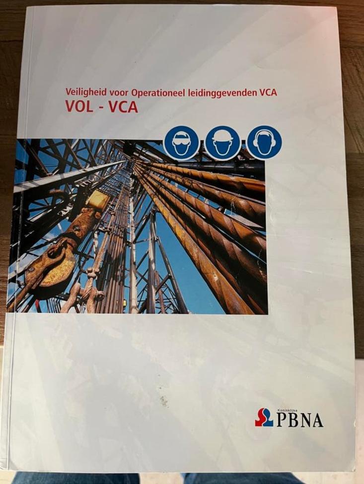 VCA VOL Lesmateriaal PBNA - Veiligheid Operationeel Leidingg, Ophalen of Verzenden, Zo goed als nieuw