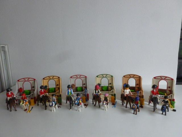 PLaymobil 2x Foto 8 x Paarden Boxen Vraagprijs Per Box, Ophalen of Verzenden, Gebruikt, Complete set