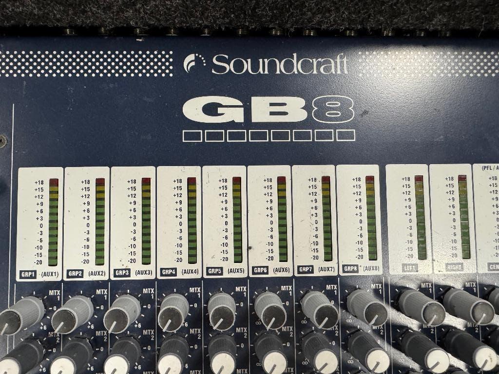 Soundcraft GB8-24 Mengpaneel - 24 Kanalen, Ophalen, Gebruikt, 20 kanalen of meer