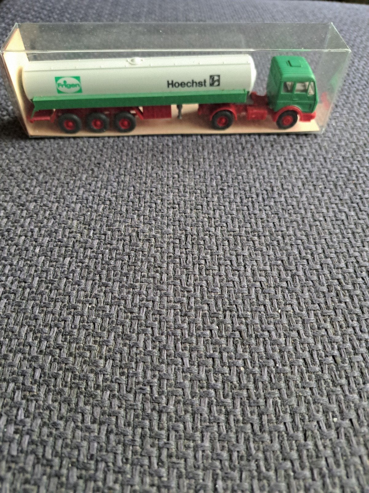 wiking mercedes benz tank auto, Hobby en Vrije tijd, Wiking, Auto, West germany, Wiking