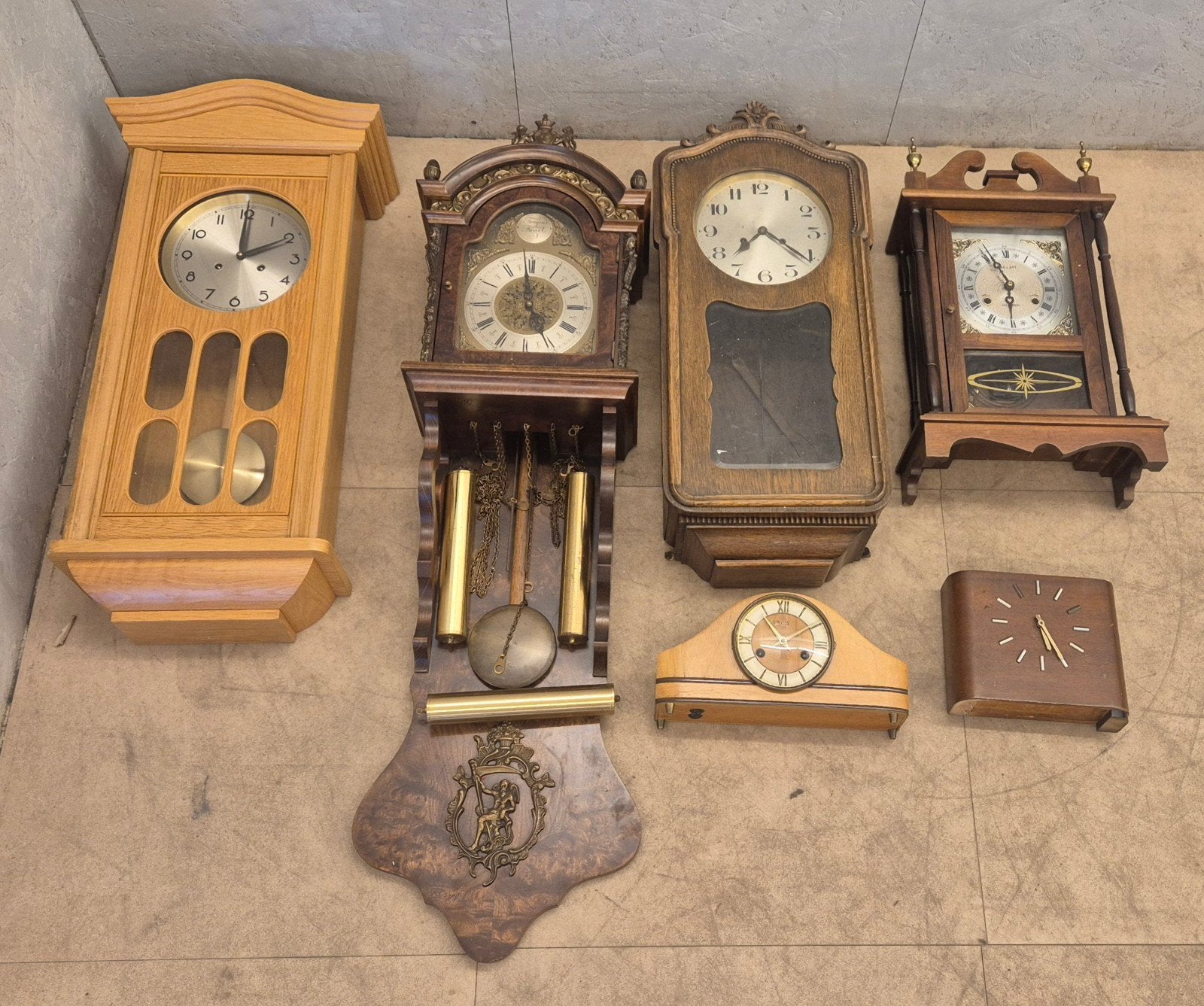Partij 6 vintage wandklokken en schouwklokken, Antiek en Kunst, Ophalen