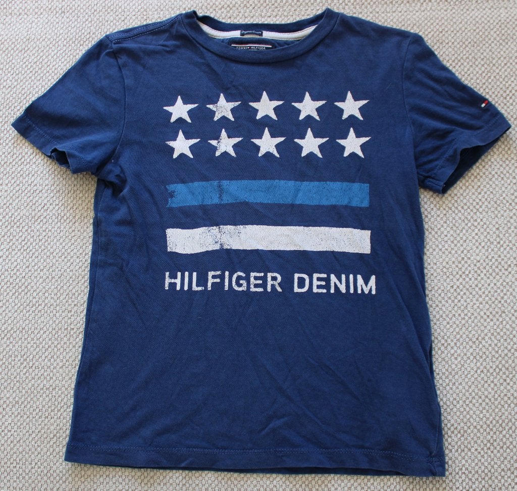 T-shirt van Tommy Hilfiger 128, Gebruikt, Ophalen of Verzenden, Tommy Hilfiger, Shirt of Longsleeve