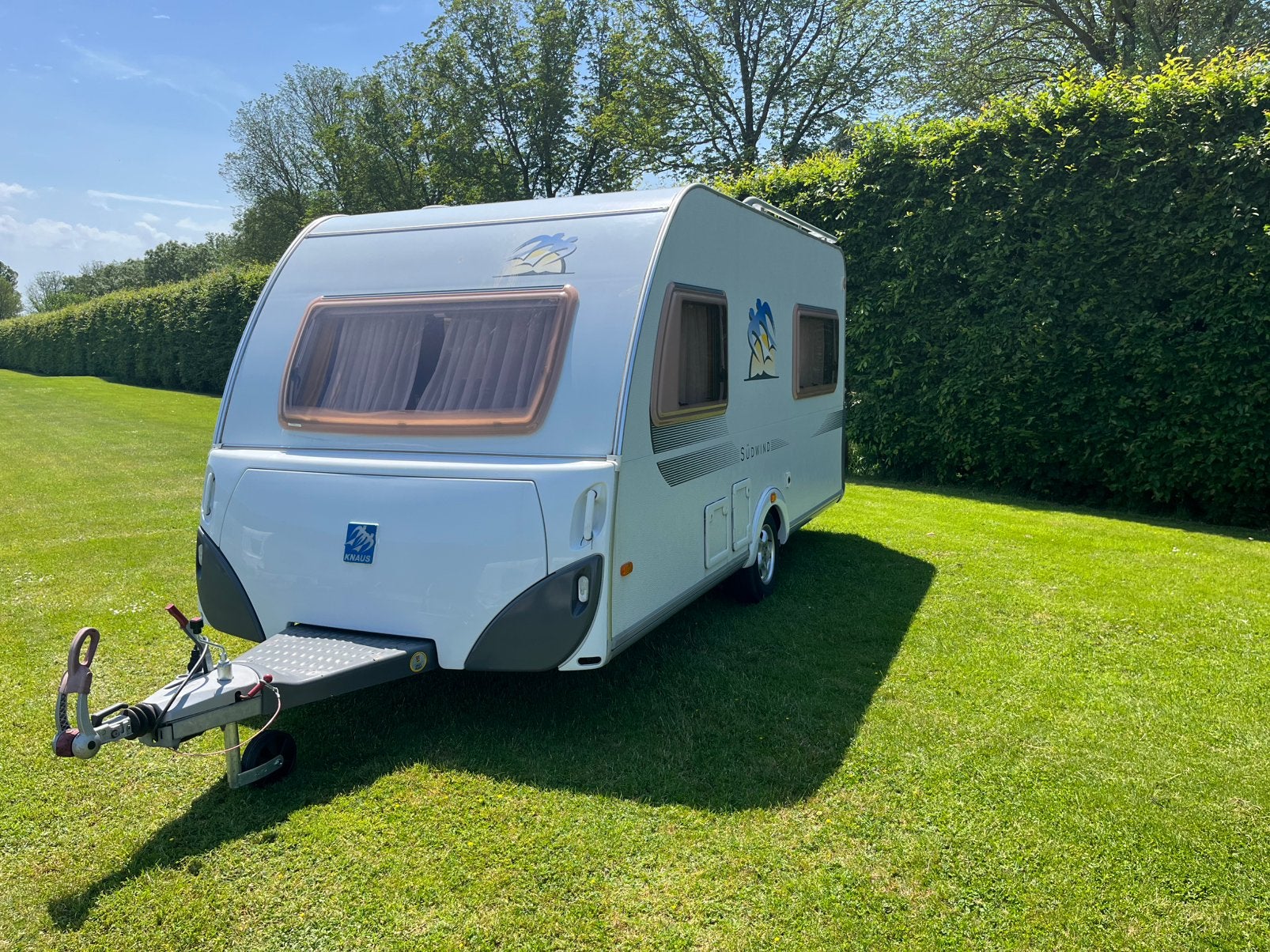 Knaus sudwind gold edition, Treinzit, Particulier, Schokbreker, Tot en met 4