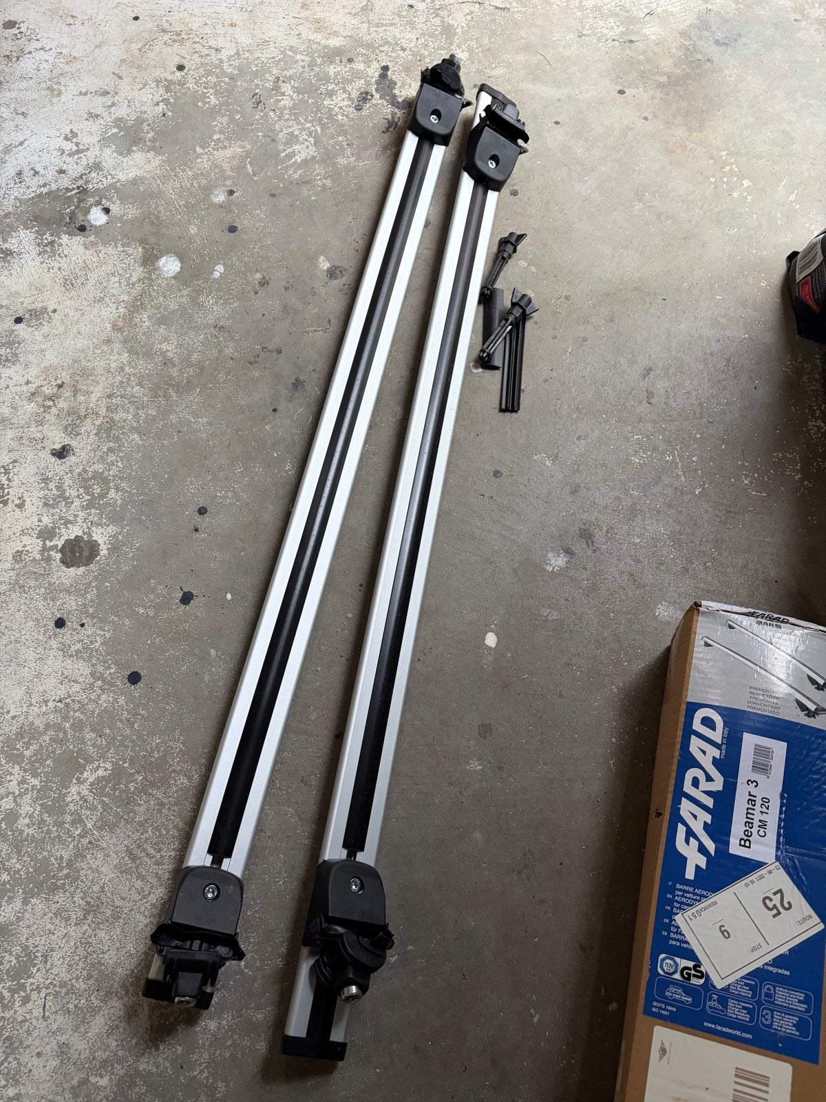 Farad Beamar 3 dakdragers - 120 cm, Ophalen, Zo goed als nieuw
