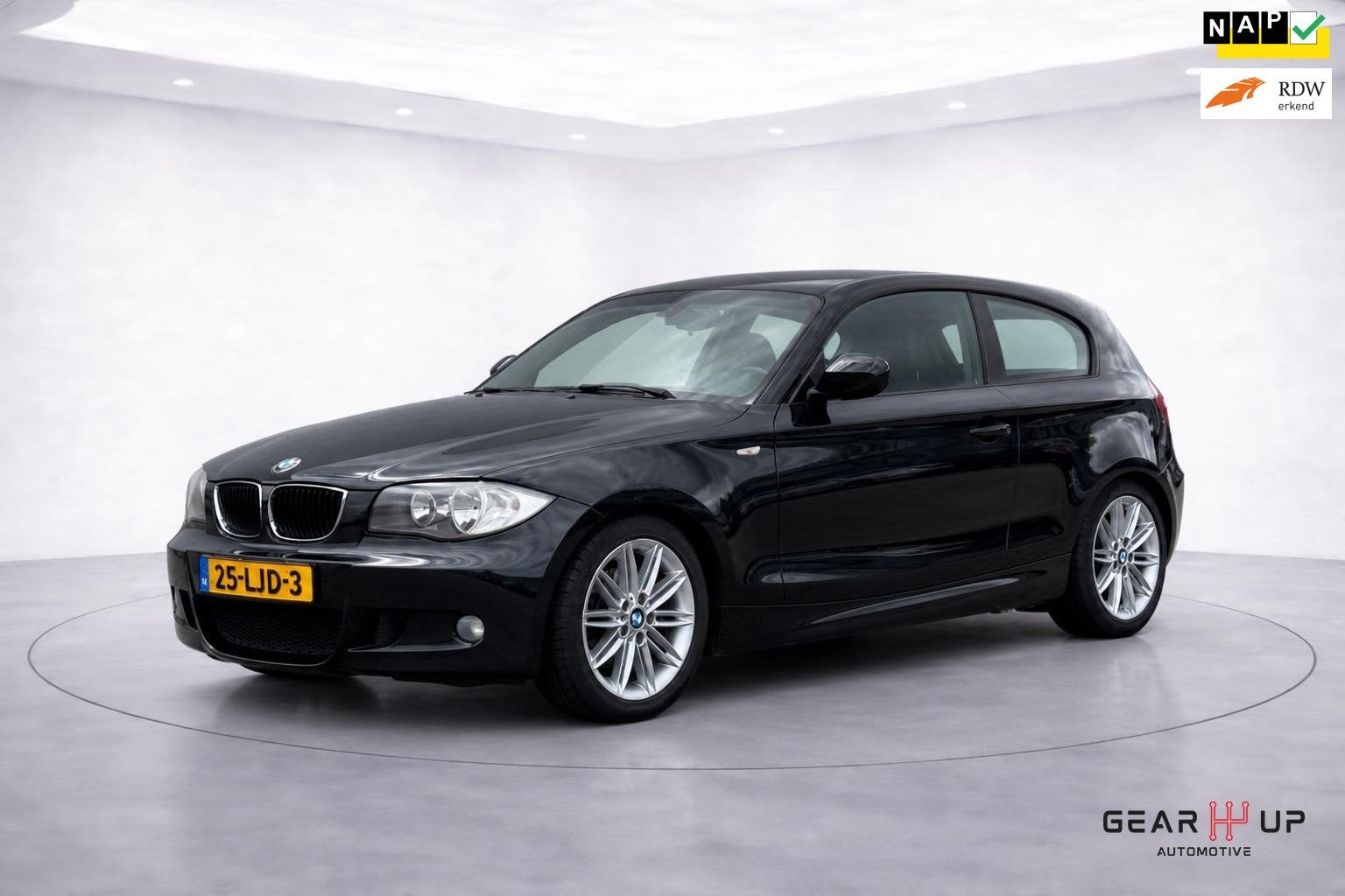 BMW 1-serie 116i M SPORT PAKKET|CLIMA|CRUISE|LM|APK|NAP|, Auto's, 1-Serie, Euro 5, Achterwielaandrijving, 4 cilinders