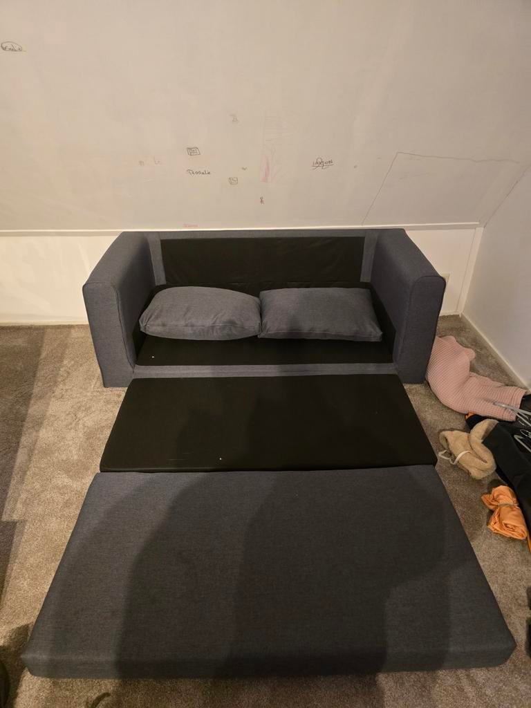 Twee slaapbanken te koop (samen of apart), Huis en Inrichting, Slaapkamer | Slaapbanken, Ophalen, Gebruikt, Tweepersoons, Grijs
