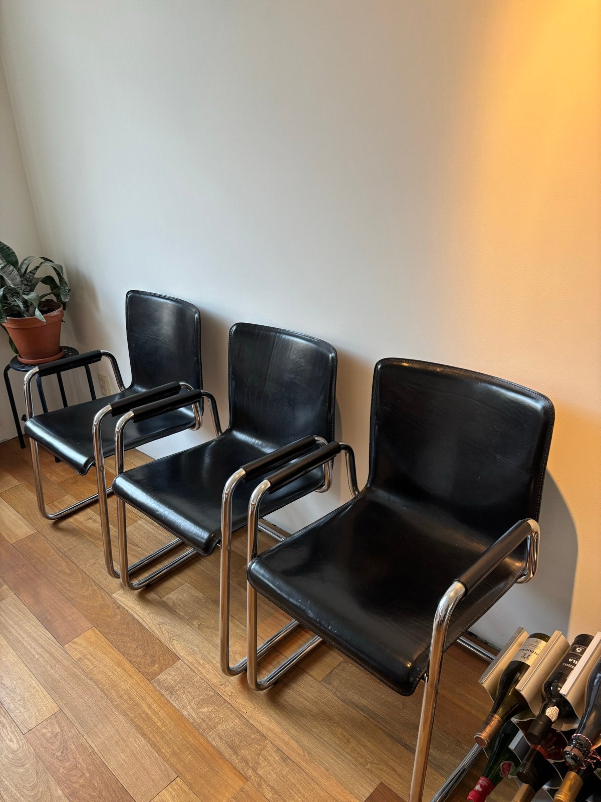 Set van 3 Linea Veam - cantilever stoelen, Ophalen