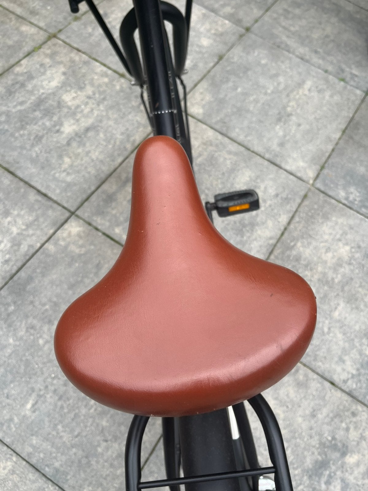 Foto 3 van Mooie zwarte cortine fiets 26 inc met krat