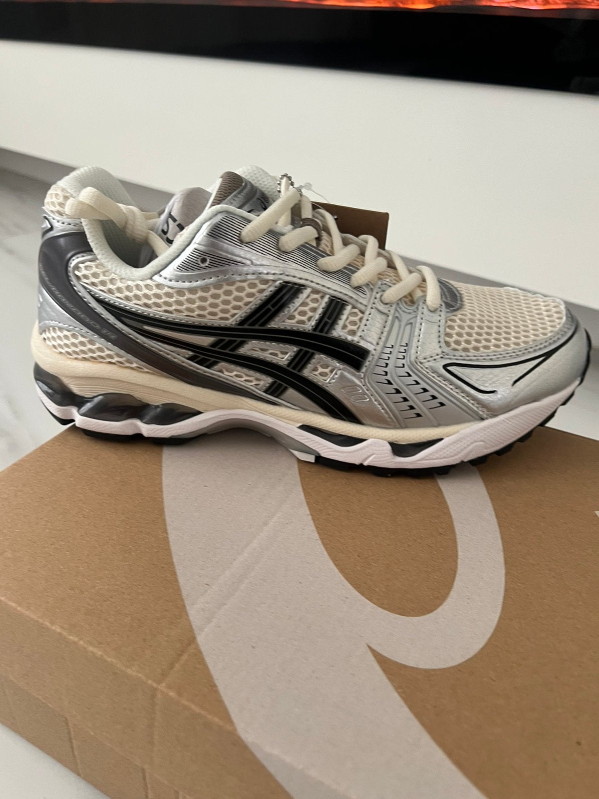 Asics kayano 14, Ophalen, Bruin, Overige typen, Nieuw