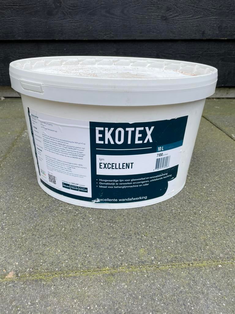 Lijm excellent, Ophalen, Zo goed als nieuw