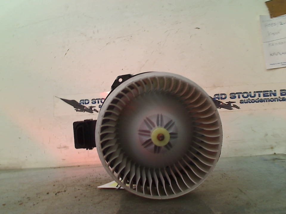 Kachel Ventilatormotor Honda Insight (ZE2) (2009-04/2014-02), Honda, Gebruikt, Hanauer Landstraße  222-224, Frankfurt am Main 60314, , Duitsland
