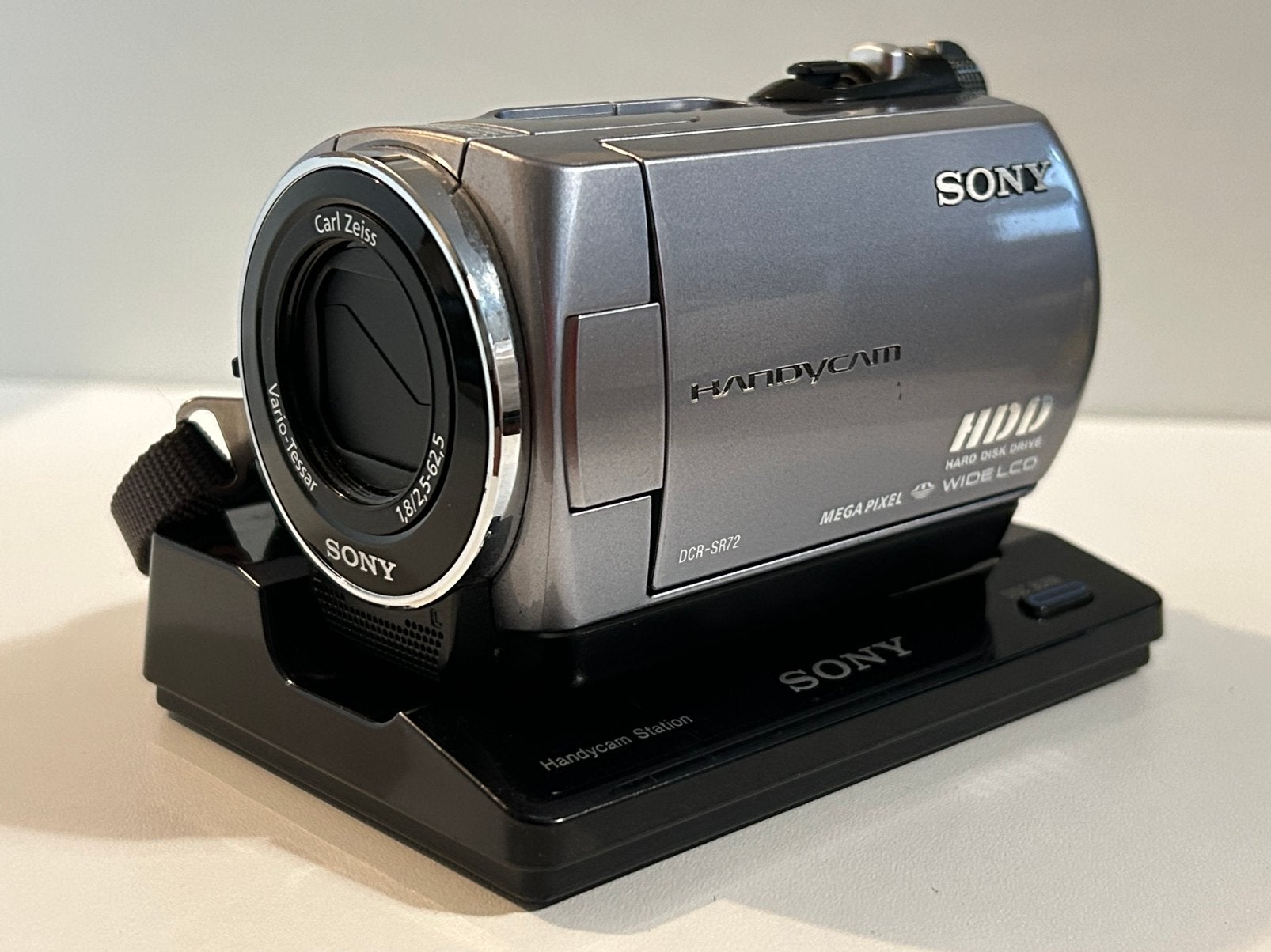 Sony Handycam DCR-SR72, Ophalen of Verzenden, Zo goed als nieuw, Sony, 20x of meer