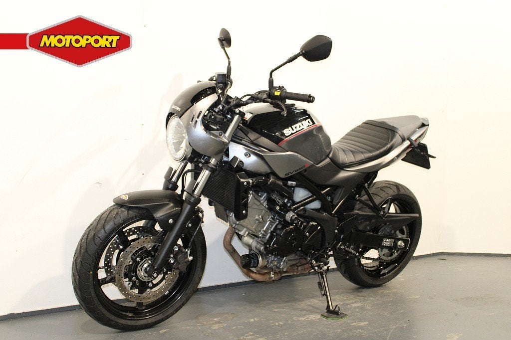 Suzuki SV 650 XA (bj 2021), Lange Dreef 12
4131 NH  VIANEN, Bedrijf, Info-verkoop@nimag.nl, Meer dan 35 kW