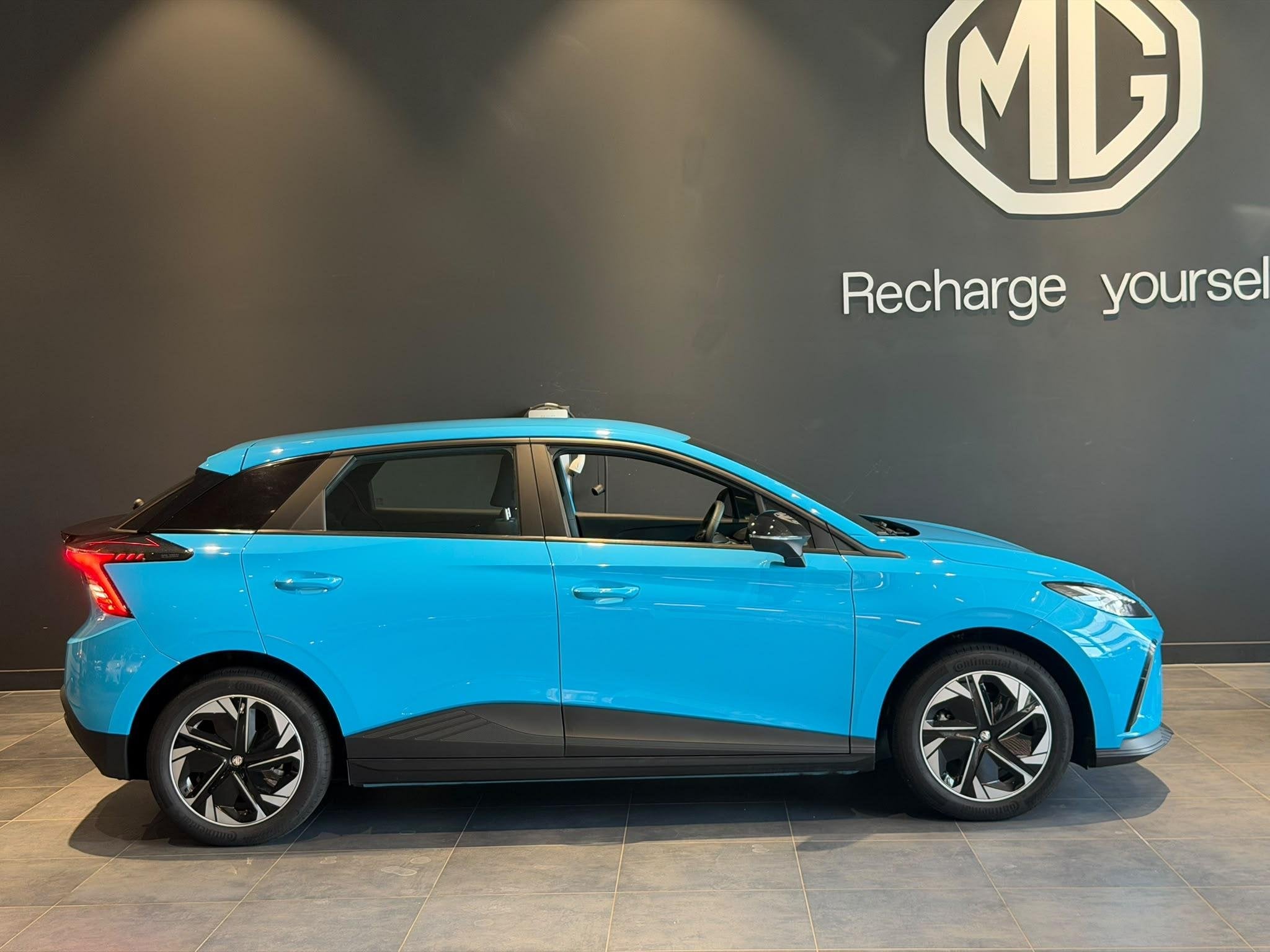 MG 4 51kWh Standard Final Edition, Automaat, 12 maanden, Blauw, Parkeersensor
