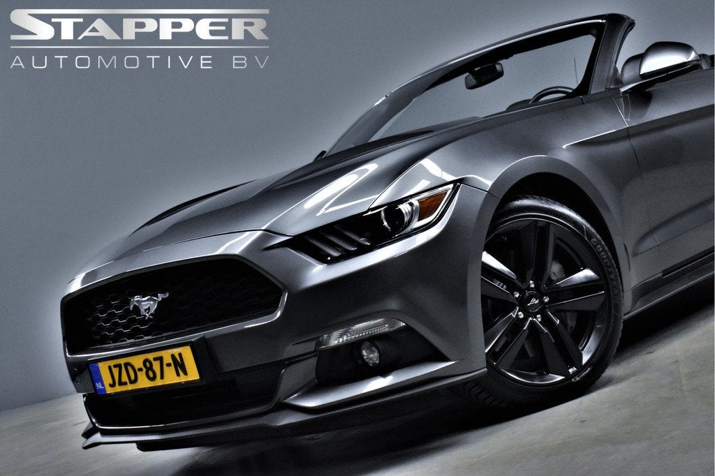 Ford Mustang Convertible 2.3 EcoBoost 317pk Automaat EU Gele, Auto's, Ford, Automaat, Achterwielaandrijving, Gebruikt, 4 cilinders