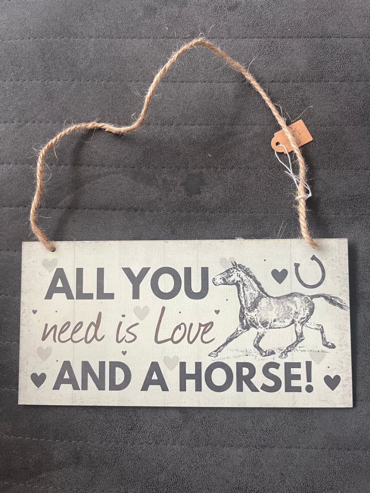 Houten wandbord met paard en tekst 'All you need is Love', Hout, Nieuw, Ophalen of Verzenden, Landelijk