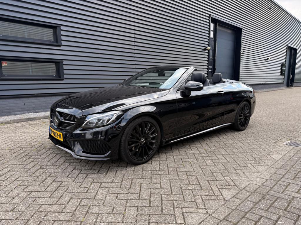 Mercedes-Benz C-Klasse C180 9G-TRONIC AMG-uitvoering, Auto's, 1800 kg, Cabriolet, 4 stoelen, Zwart