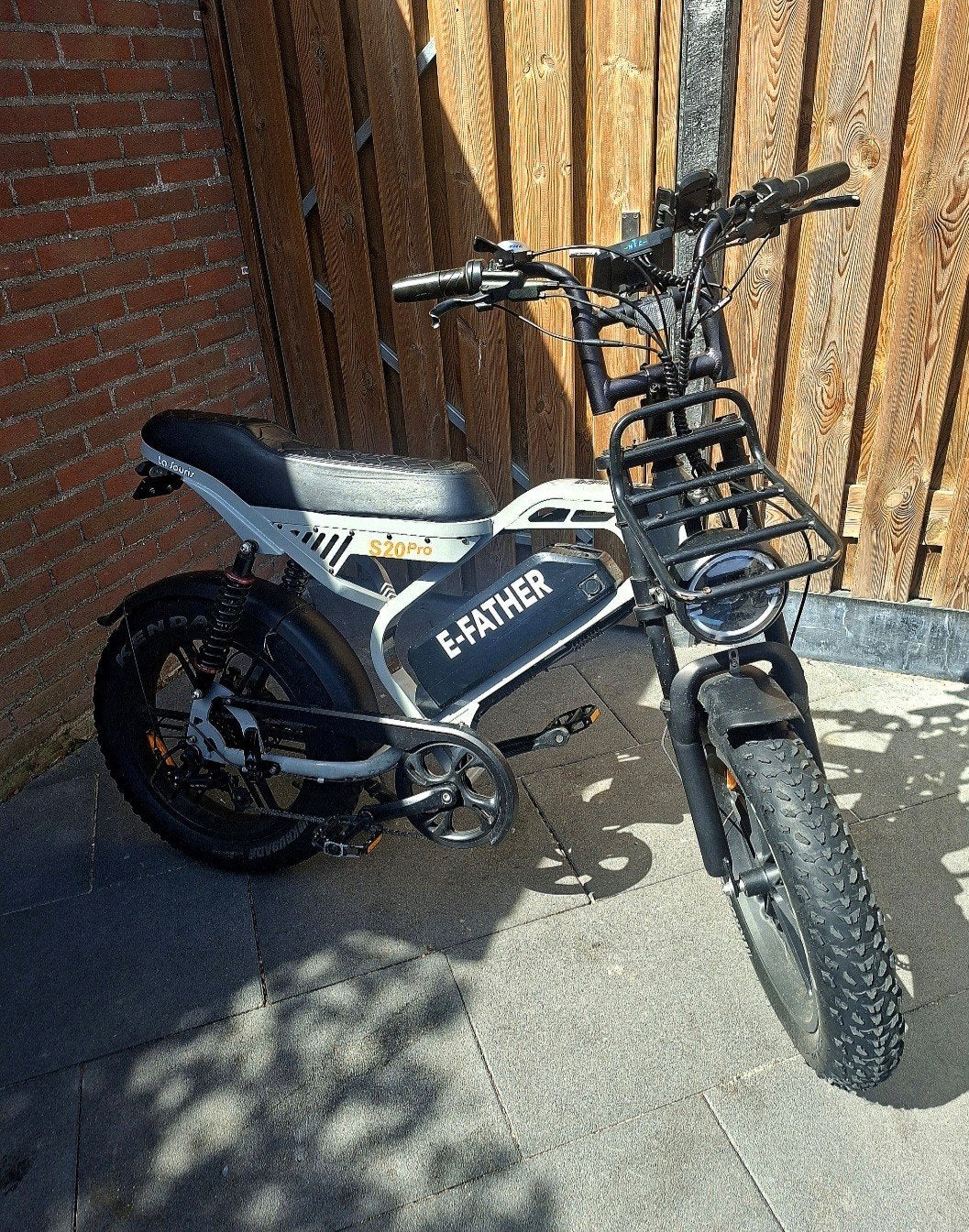 Zo goed als nieuwe E-FATBIKE - Tandwielen defect, Fietsen en Brommers, Elektrische fietsen, Ophalen
