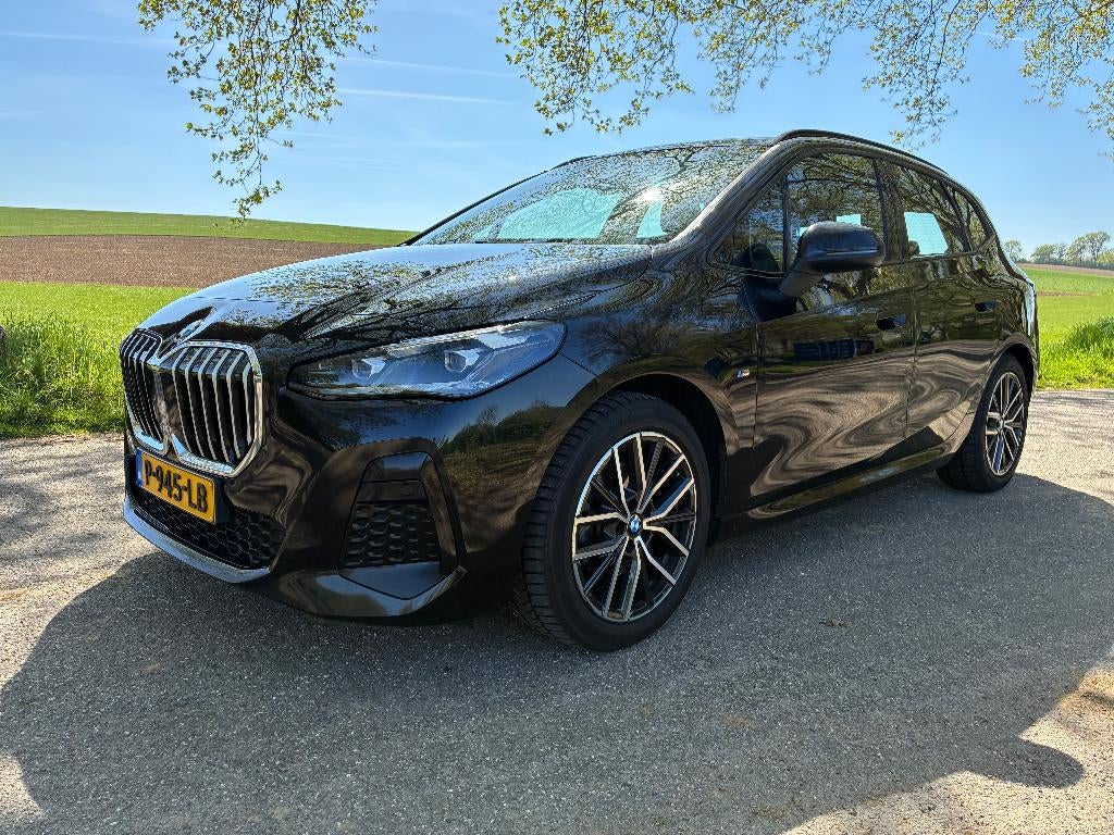 BMW 2-Serie Active Tourer 218i mét BMW dealer garantie, 136 pk, Zwart, Zwart, Origineel Nederlands